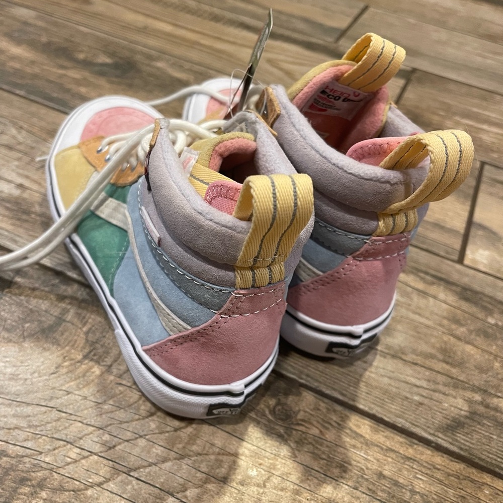 Vans Sk8-Hi MTE-2 Pastel Hi-Top Sneakers - Picture 3 of 6